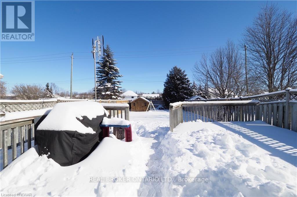 Unit A - 258 Inverhuron Crescent, Waterloo, Ontario  N2V 2H5 - Photo 34 - X13756506