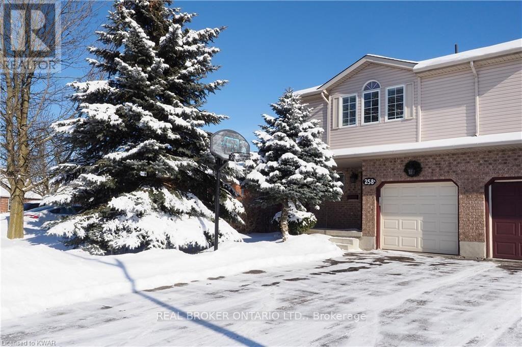 Unit A - 258 Inverhuron Crescent, Waterloo, Ontario  N2V 2H5 - Photo 37 - X13756506