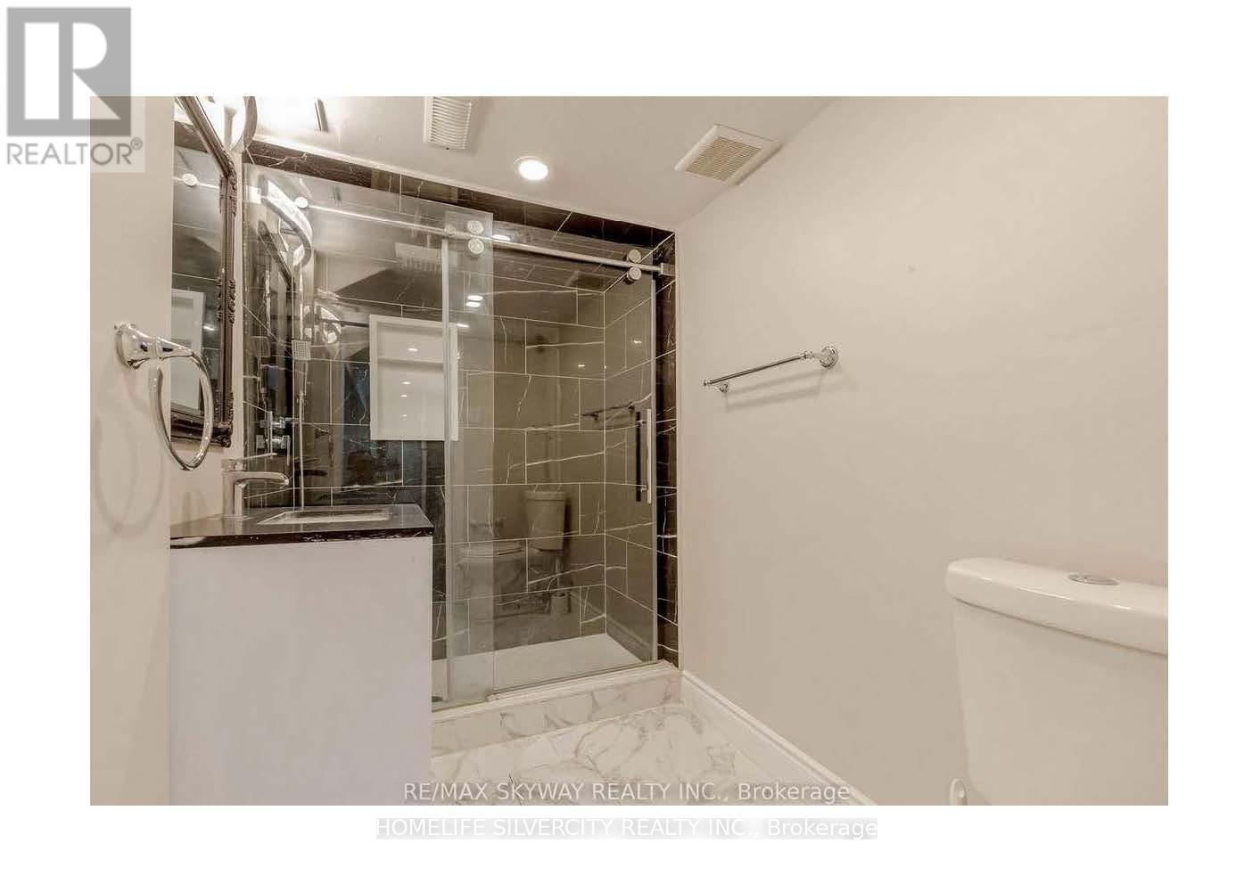 348 Activa Avenue, Kitchener, Ontario  N2E 4B8 - Photo 9 - X13756590