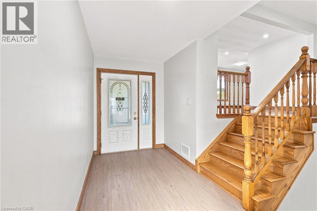 14 Green Forest Drive, Hamilton, Ontario  L8G 3A7 - Photo 4 - 40859873
