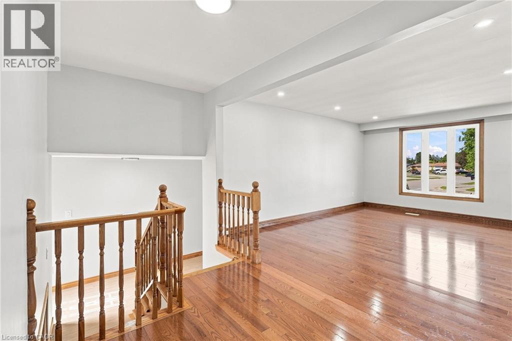 14 Green Forest Drive, Hamilton, Ontario  L8G 3A7 - Photo 6 - 40859873