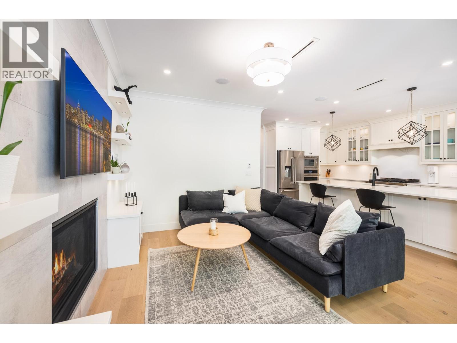 1750 Dempsey Road, North Vancouver, British Columbia  V7K 1T4 - Photo 6 - R3162230