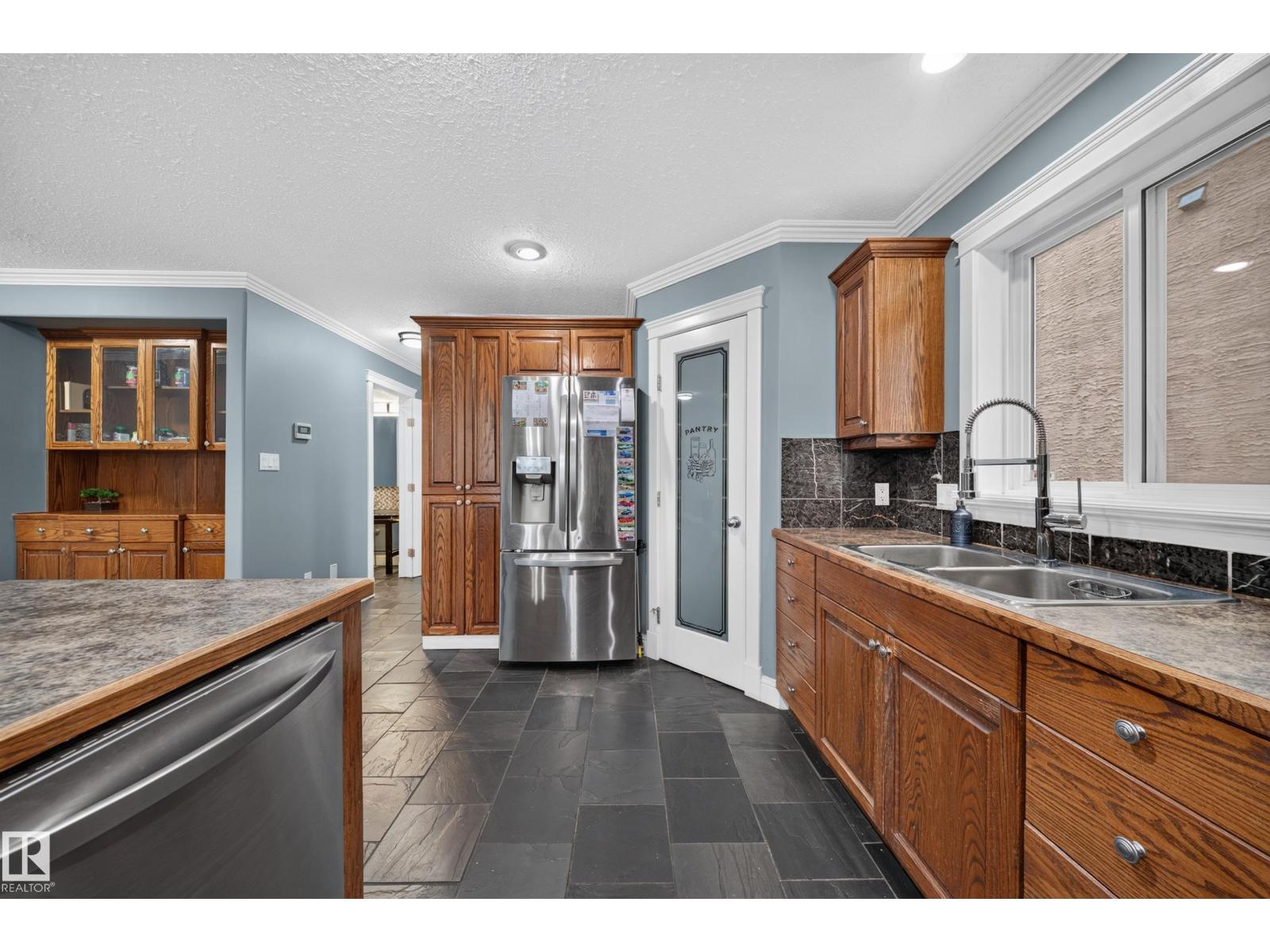6904 18 Av SW, Edmonton, Alberta  T6X 0C9 - Photo 21 - E4507568
