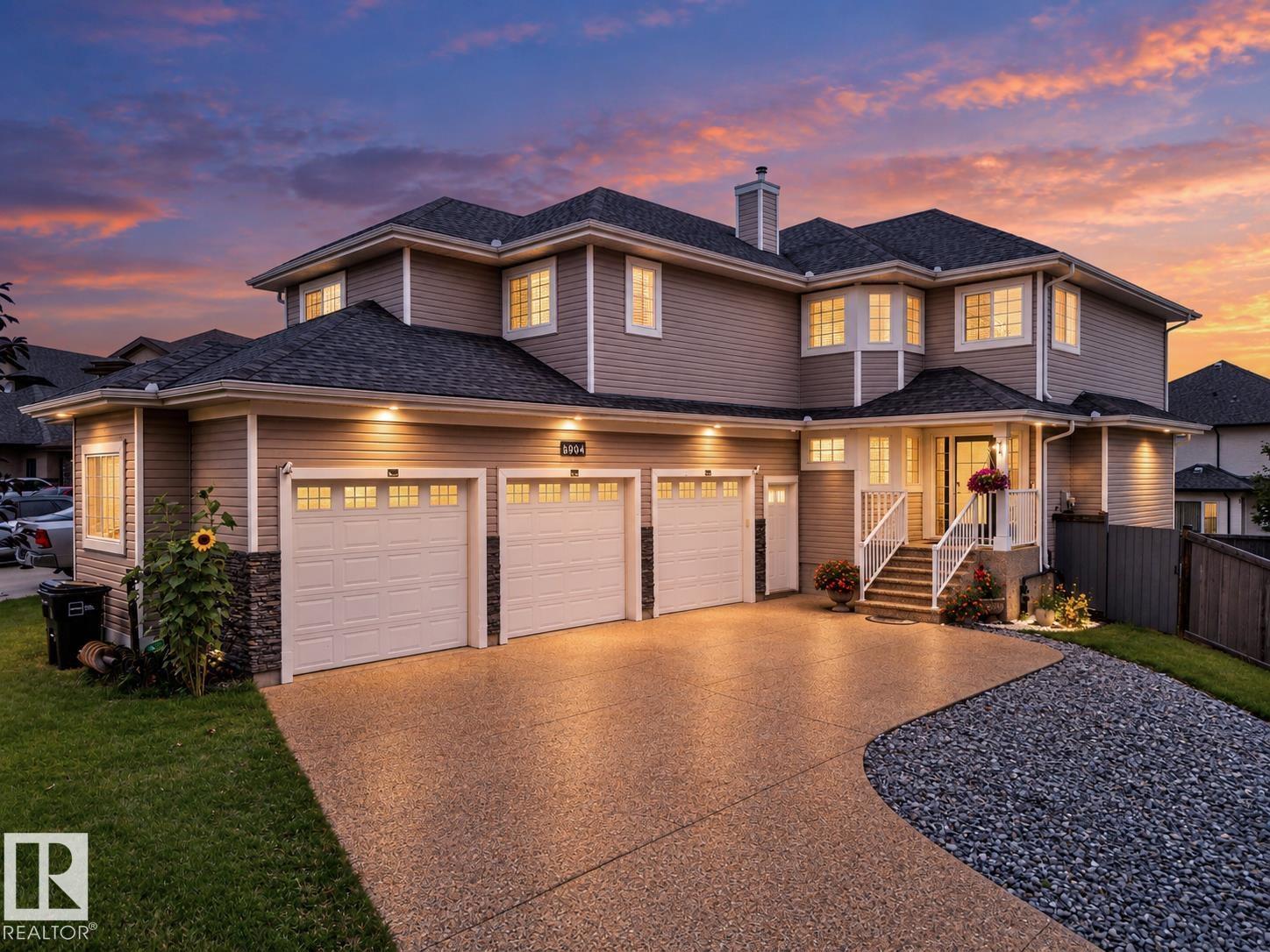 6904 18 Av SW, Edmonton, Alberta  T6X 0C9 - Photo 4 - E4507568
