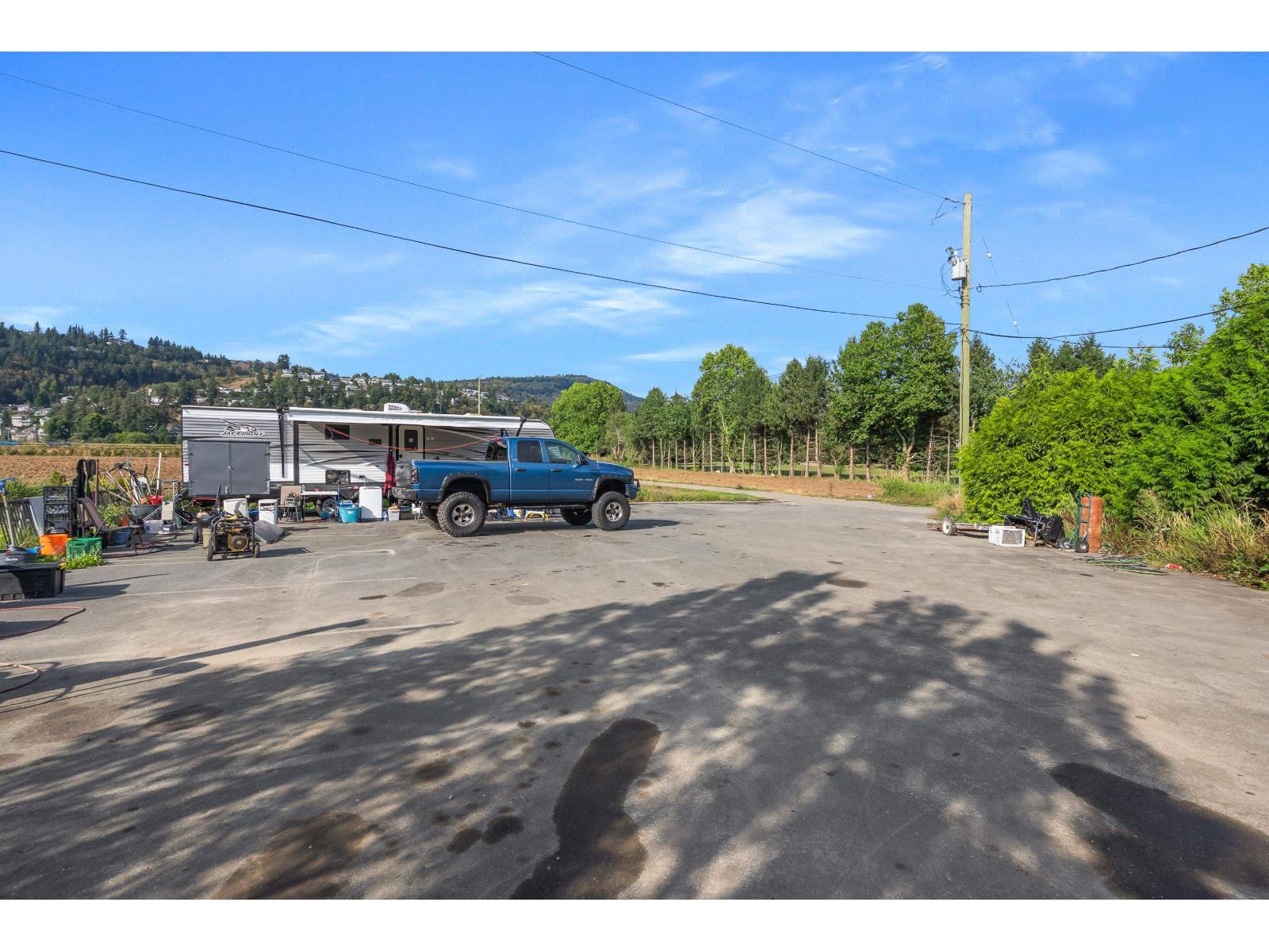 35826 South Parallel Road, Abbotsford, British Columbia  V3G 2K4 - Photo 32 - R3161898