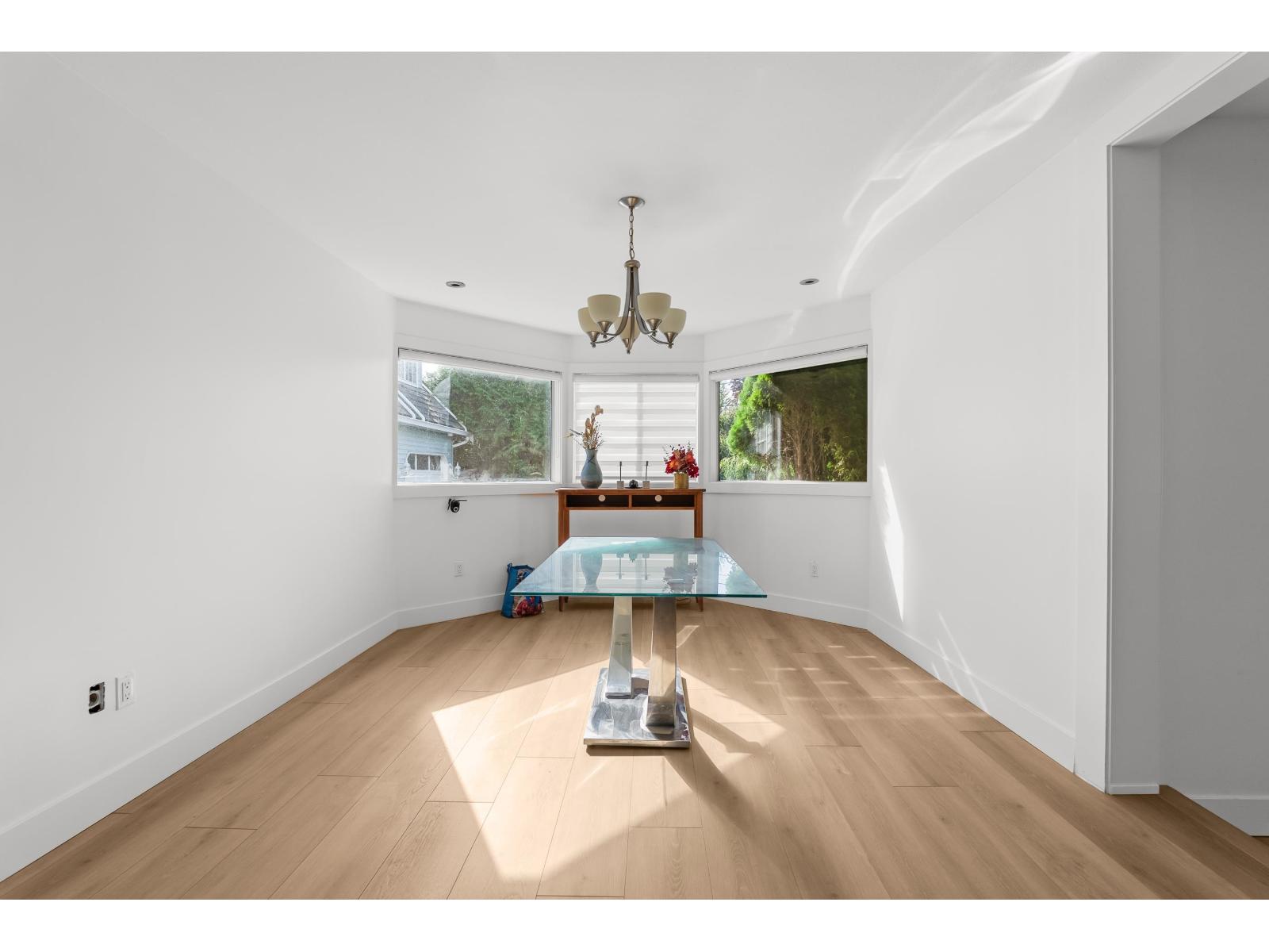 35826 South Parallel Road, Abbotsford, British Columbia  V3G 2K4 - Photo 19 - R3161898