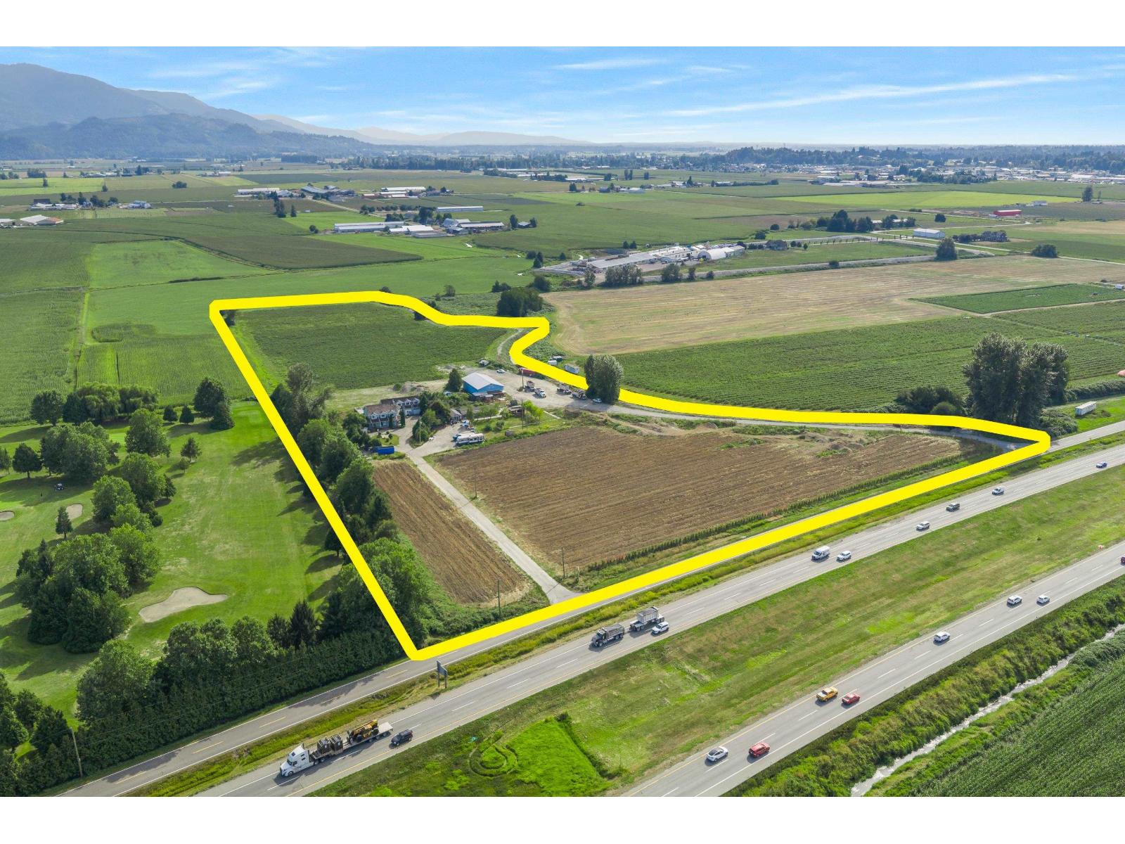 35826 South Parallel Road, Abbotsford, British Columbia  V3G 2K4 - Photo 1 - R3161898