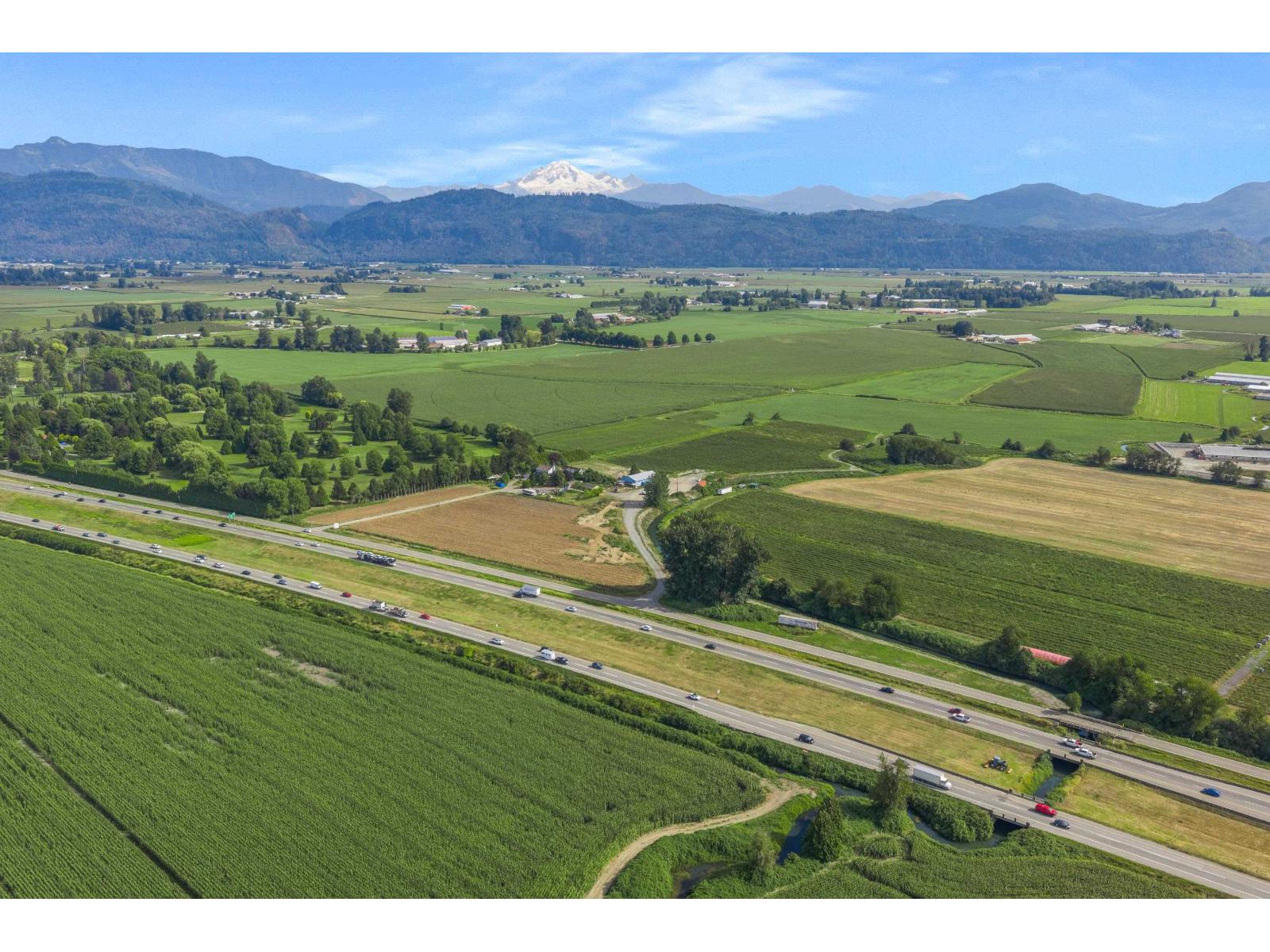 35826 South Parallel Road, Abbotsford, British Columbia  V3G 2K4 - Photo 3 - R3161898