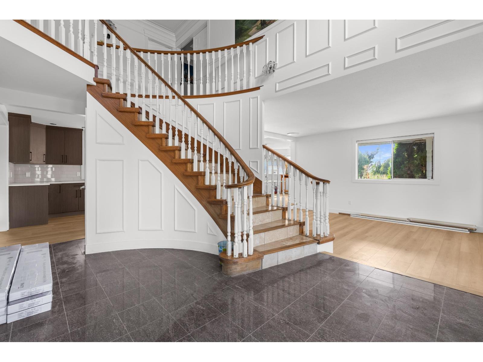 35826 South Parallel Road, Abbotsford, British Columbia  V3G 2K4 - Photo 14 - R3161898