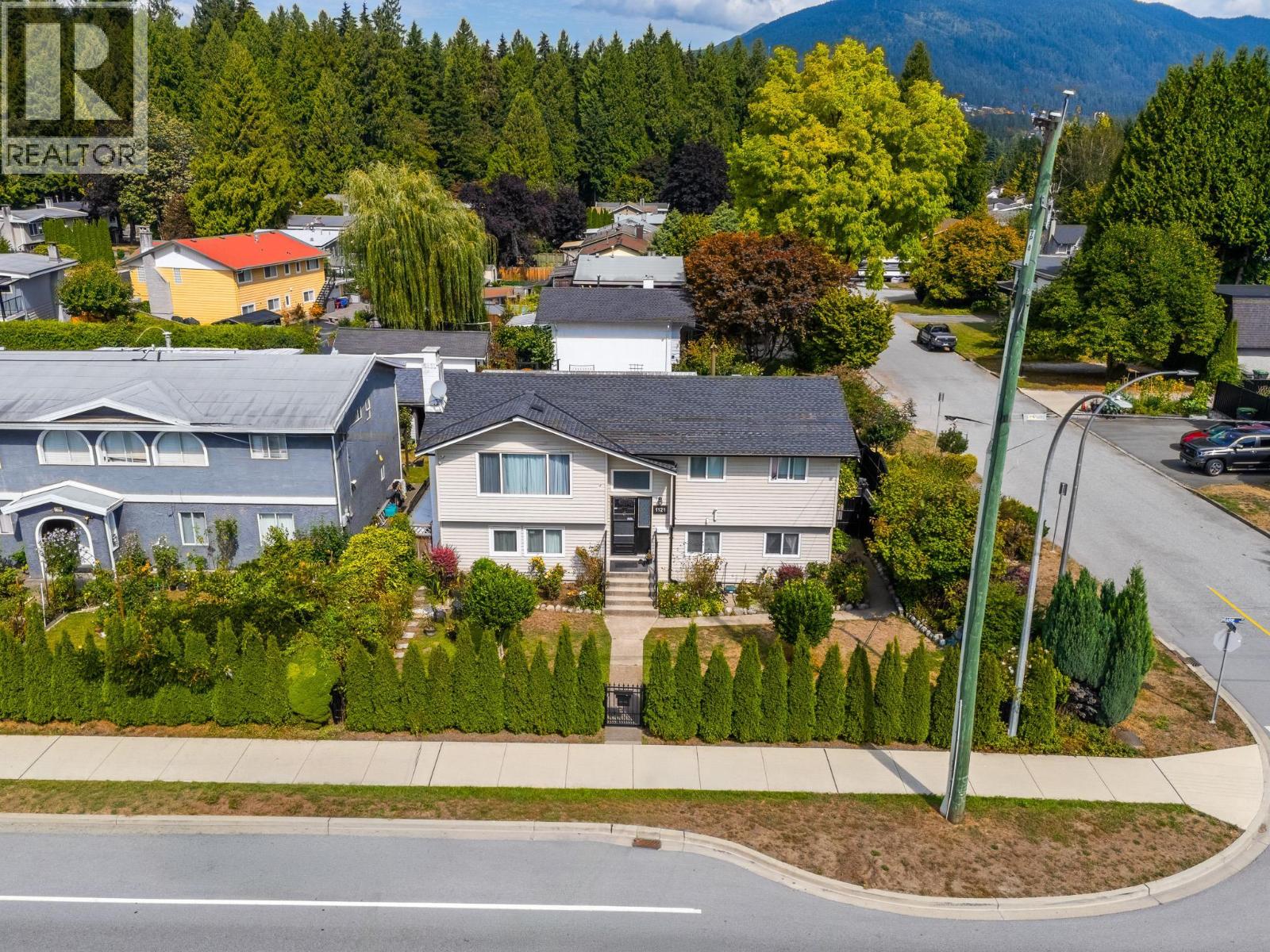 1121 Prairie Avenue, Port Coquitlam, British Columbia  V3B 1S7 - Photo 1 - R3162394