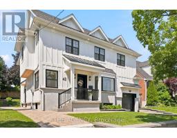 42 BERL AVENUE, Toronto, Ontario