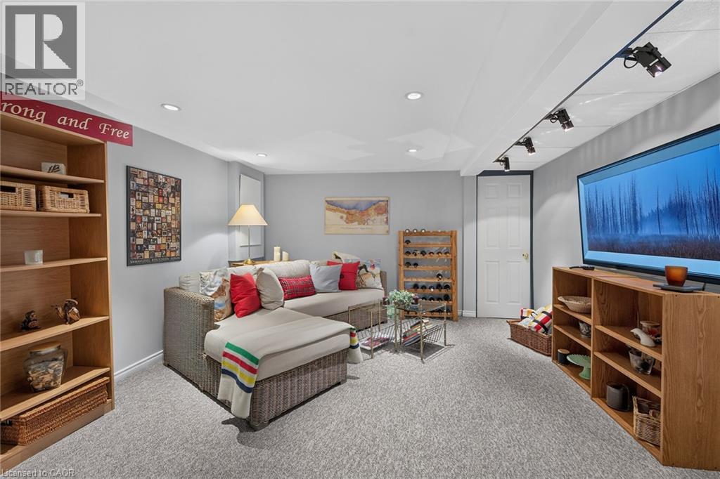 2 Novoco Drive, Hamilton, Ontario  L9C 7E7 - Photo 40 - 40861117