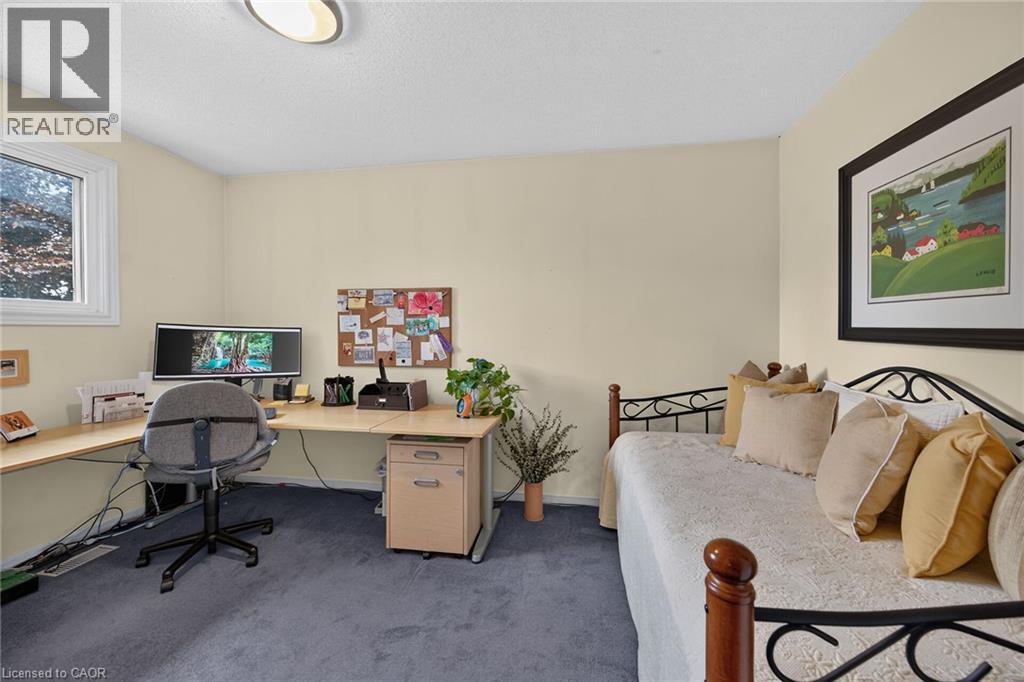 2 Novoco Drive, Hamilton, Ontario  L9C 7E7 - Photo 26 - 40861117
