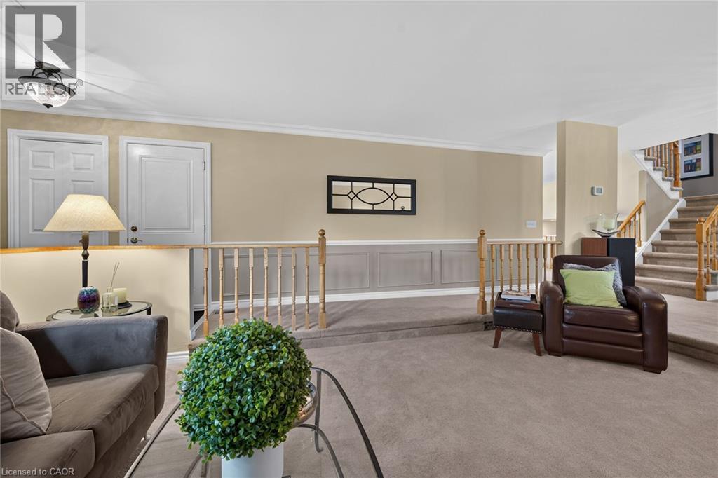 2 Novoco Drive, Hamilton, Ontario  L9C 7E7 - Photo 8 - 40861117
