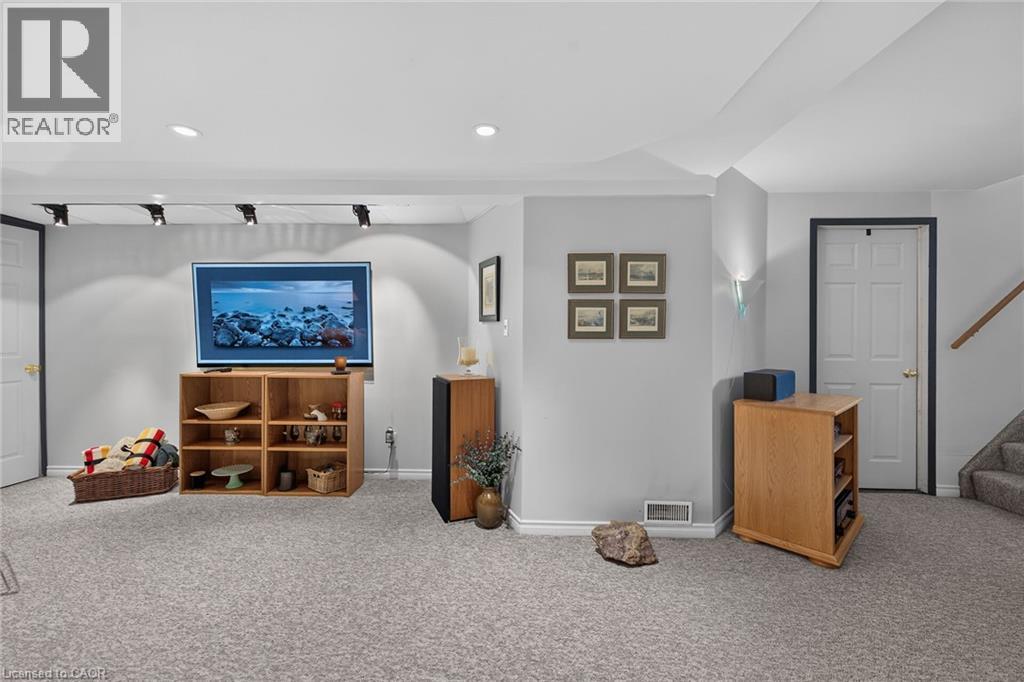 2 Novoco Drive, Hamilton, Ontario  L9C 7E7 - Photo 42 - 40861117