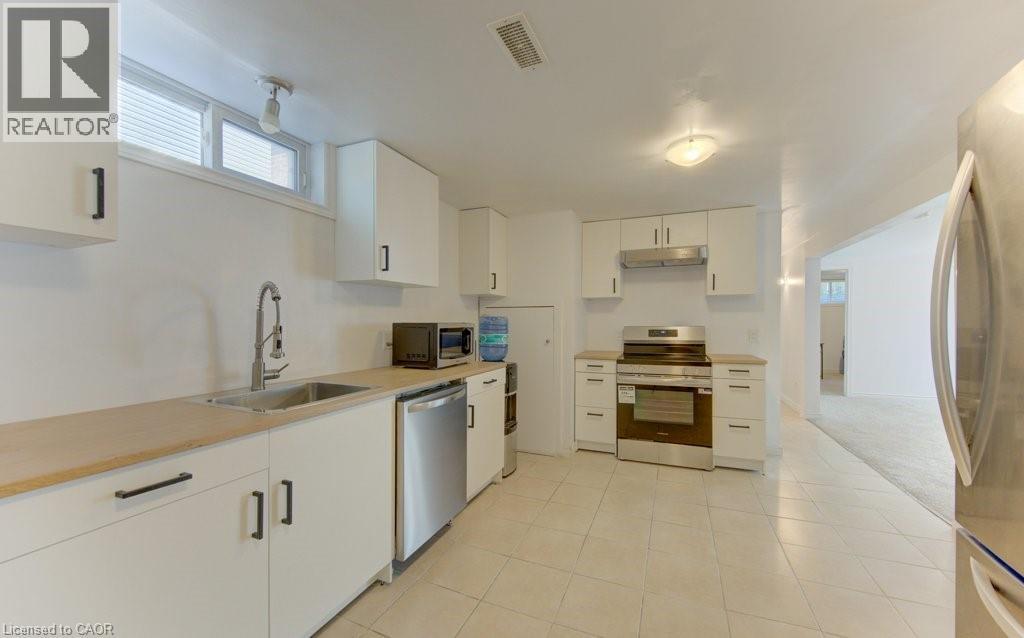 136 Dunsmere Drive, Kitchener, Ontario  N2E 1V7 - Photo 14 - 40861317
