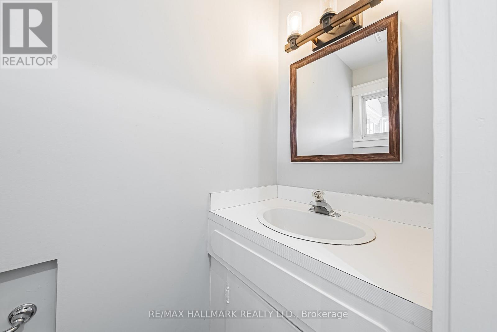 1292 Glancaster Road, Hamilton, Ontario  L9G 3L1 - Photo 14 - X13557734