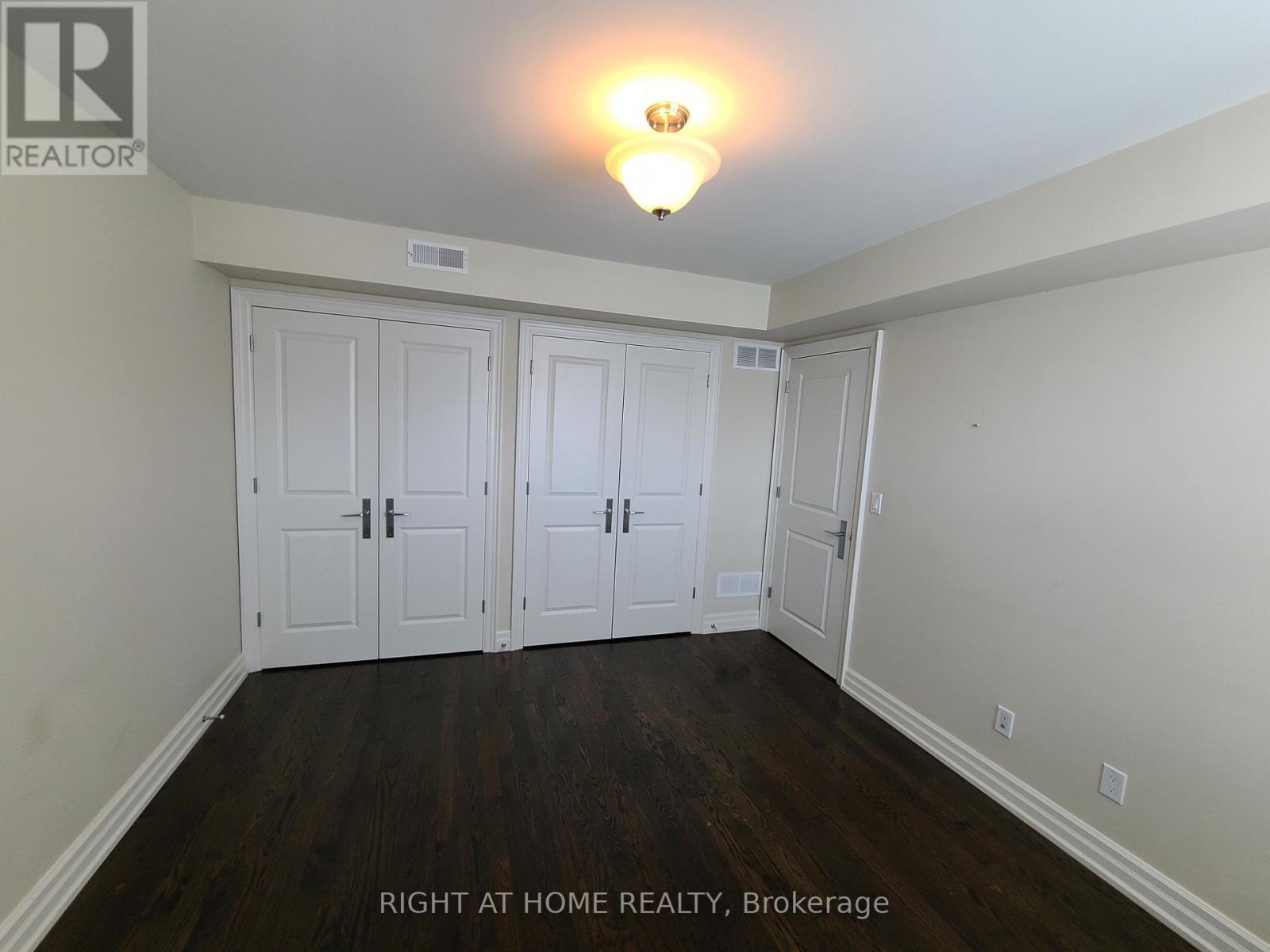 730 Shaw Street, Toronto, Ontario  M6G 3L7 - Photo 19 - C13749978