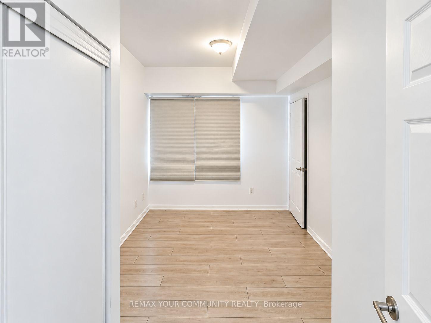102 - 1 Center Street W, Richmond Hill, Ontario  L4C 3P3 - Photo 10 - N13729190