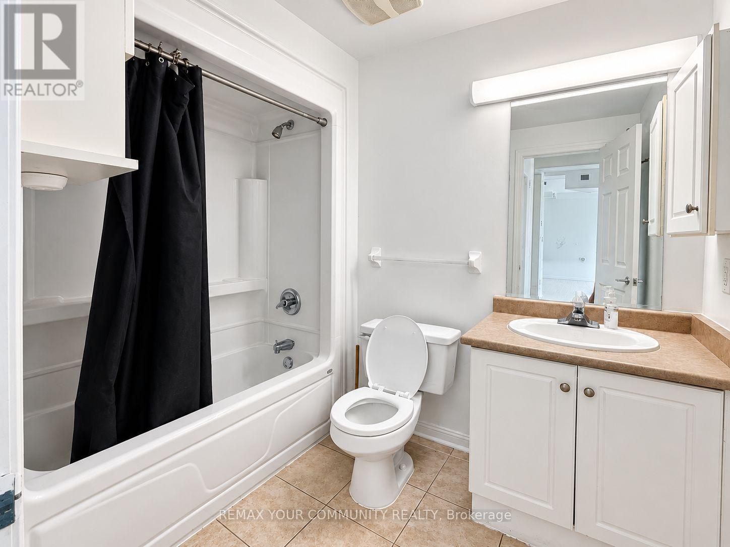 102 - 1 Center Street W, Richmond Hill, Ontario  L4C 3P3 - Photo 11 - N13729190
