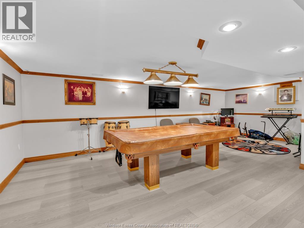 9975 Holly Crescent, Windsor, Ontario  N8R 1Y6 - Photo 28 - 26021735