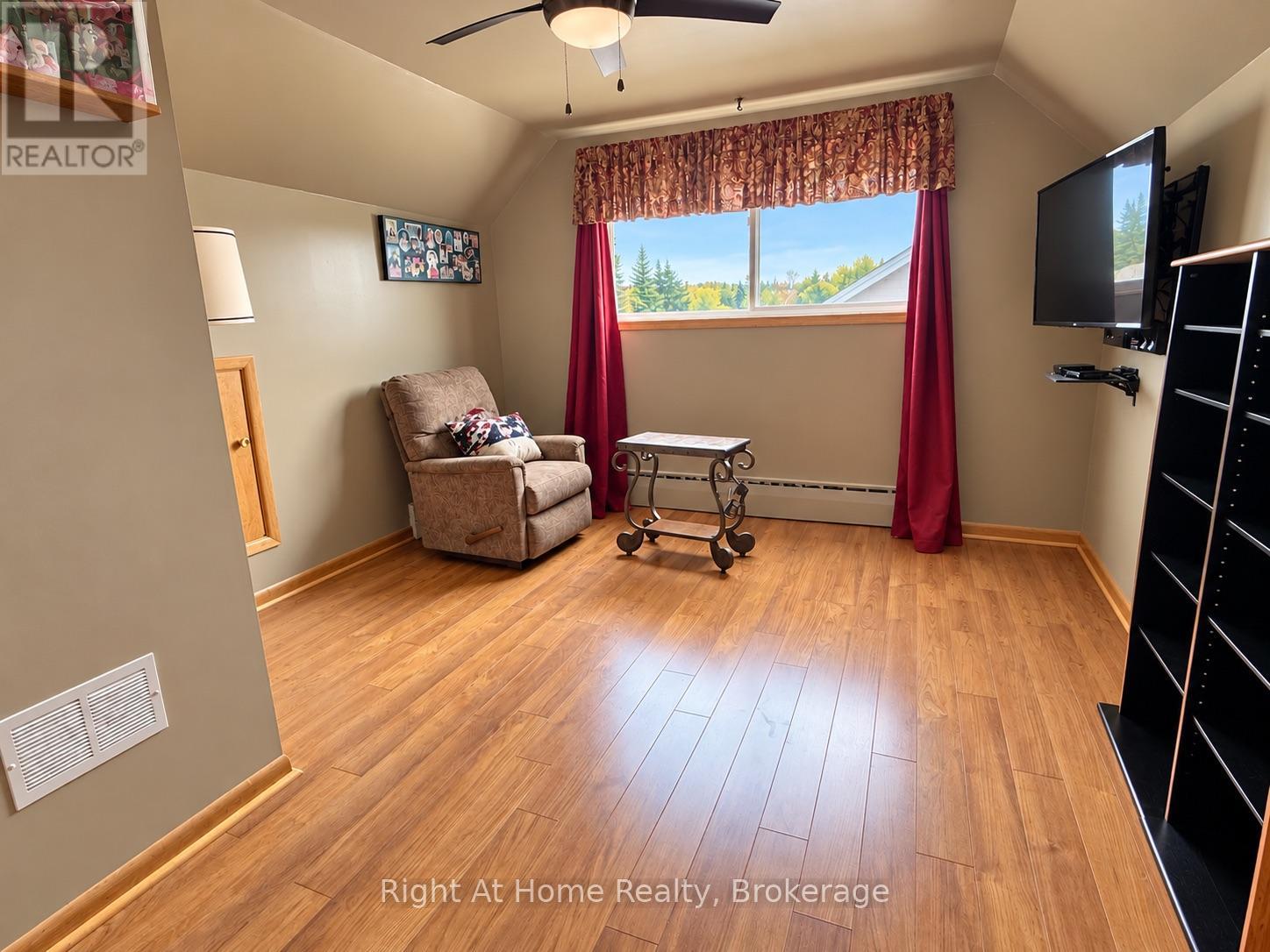 123 Shipley Street, Thunder Bay, Ontario  P7A 3C6 - Photo 8 - X13756678