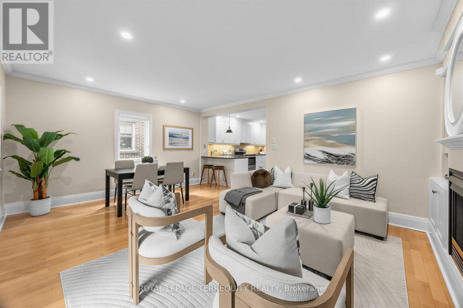 81 Stibbard Avenue, Toronto, Ontario  M4P 2B9 - Photo 17 - C13756732