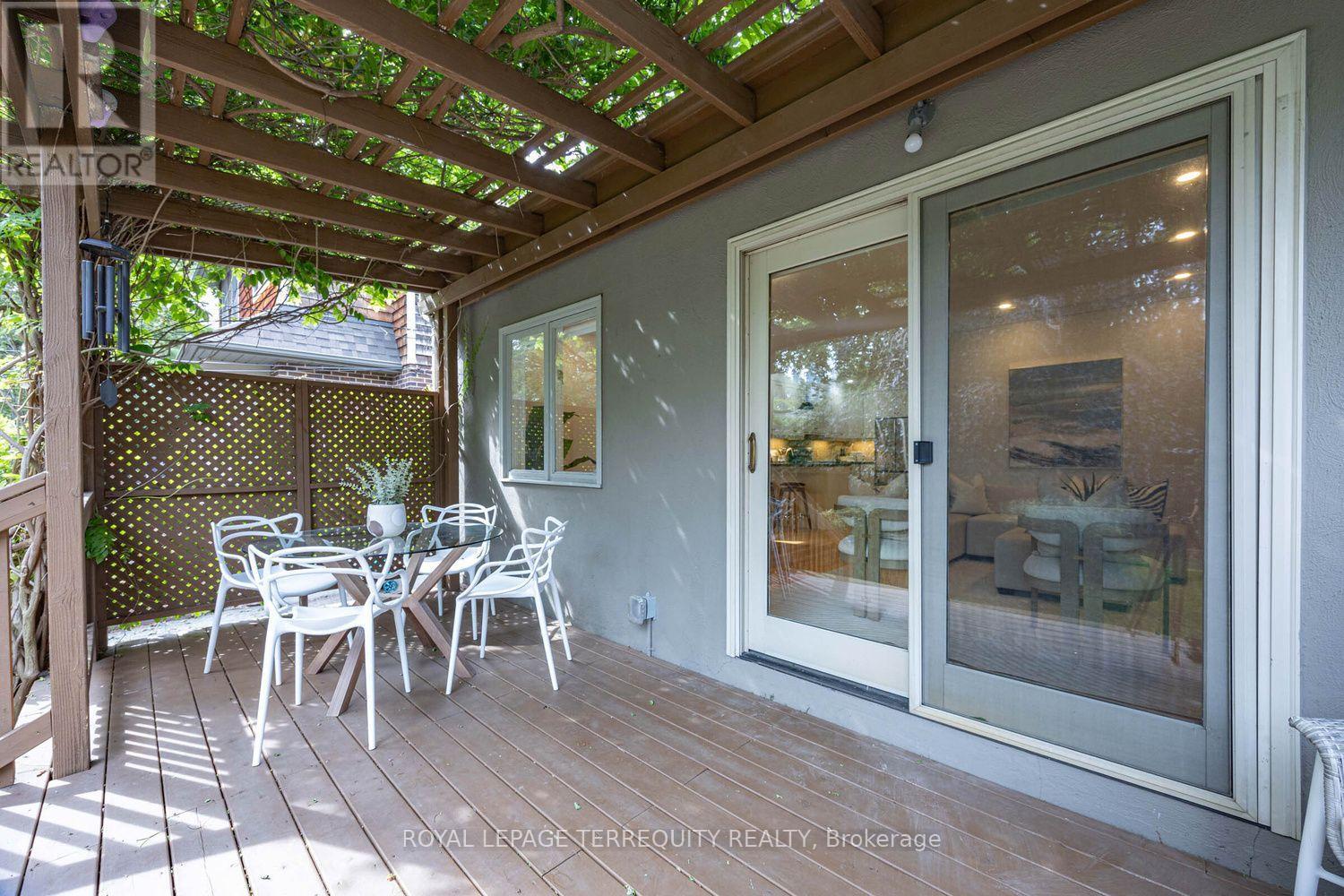 81 Stibbard Avenue, Toronto, Ontario  M4P 2B9 - Photo 19 - C13756732