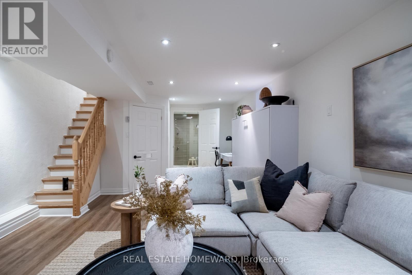 188 Hastings Avenue, Toronto, Ontario  M4L 2L7 - Photo 28 - E13756682