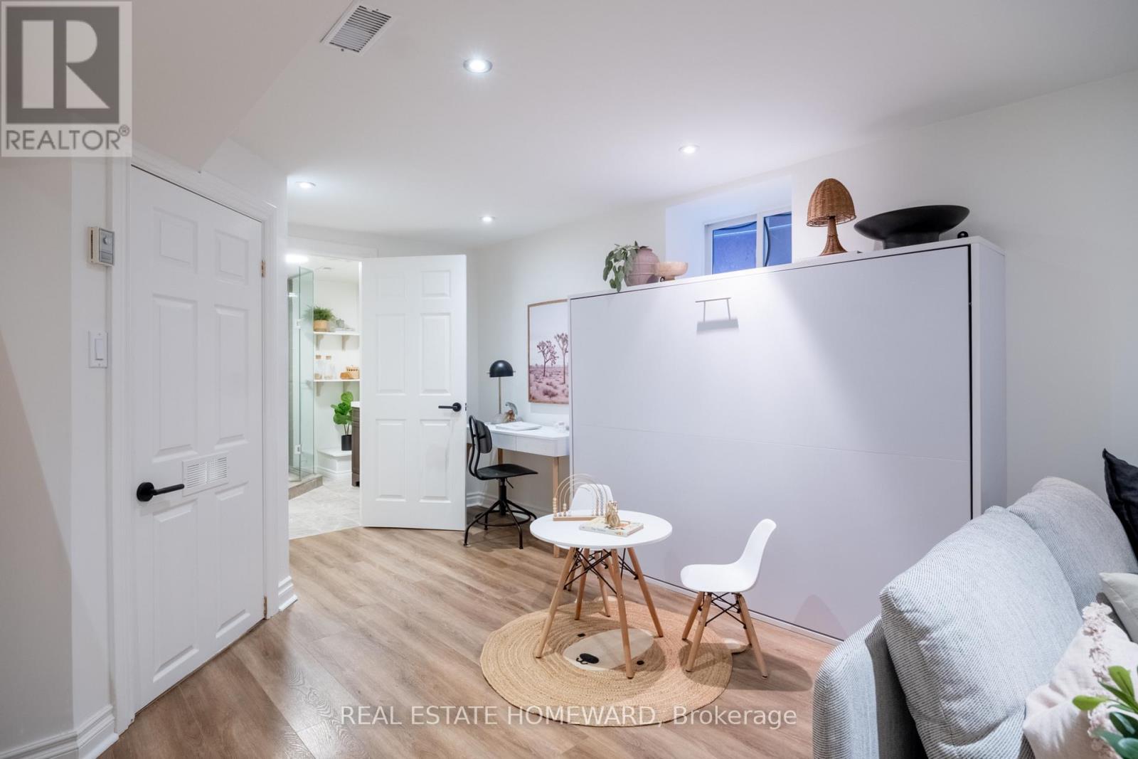 188 Hastings Avenue, Toronto, Ontario  M4L 2L7 - Photo 29 - E13756682