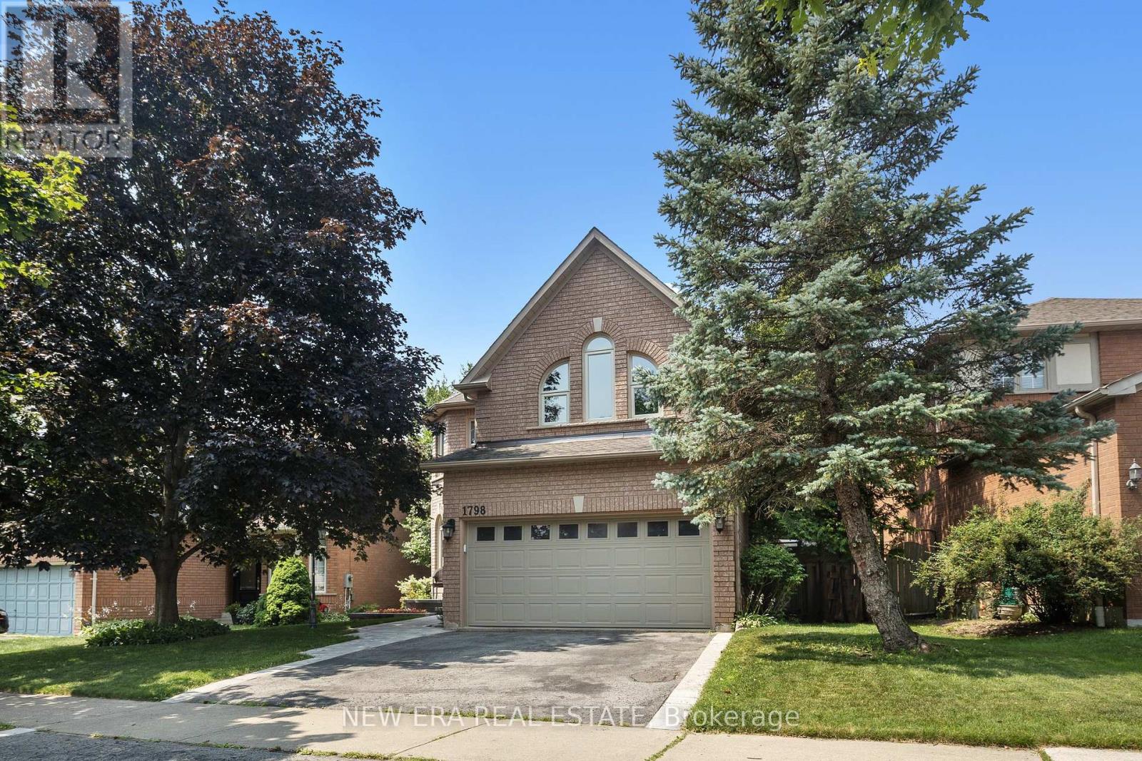 1798 Autumn Crescent, Pickering, Ontario  L1V 6W7 - Photo 2 - E13756690