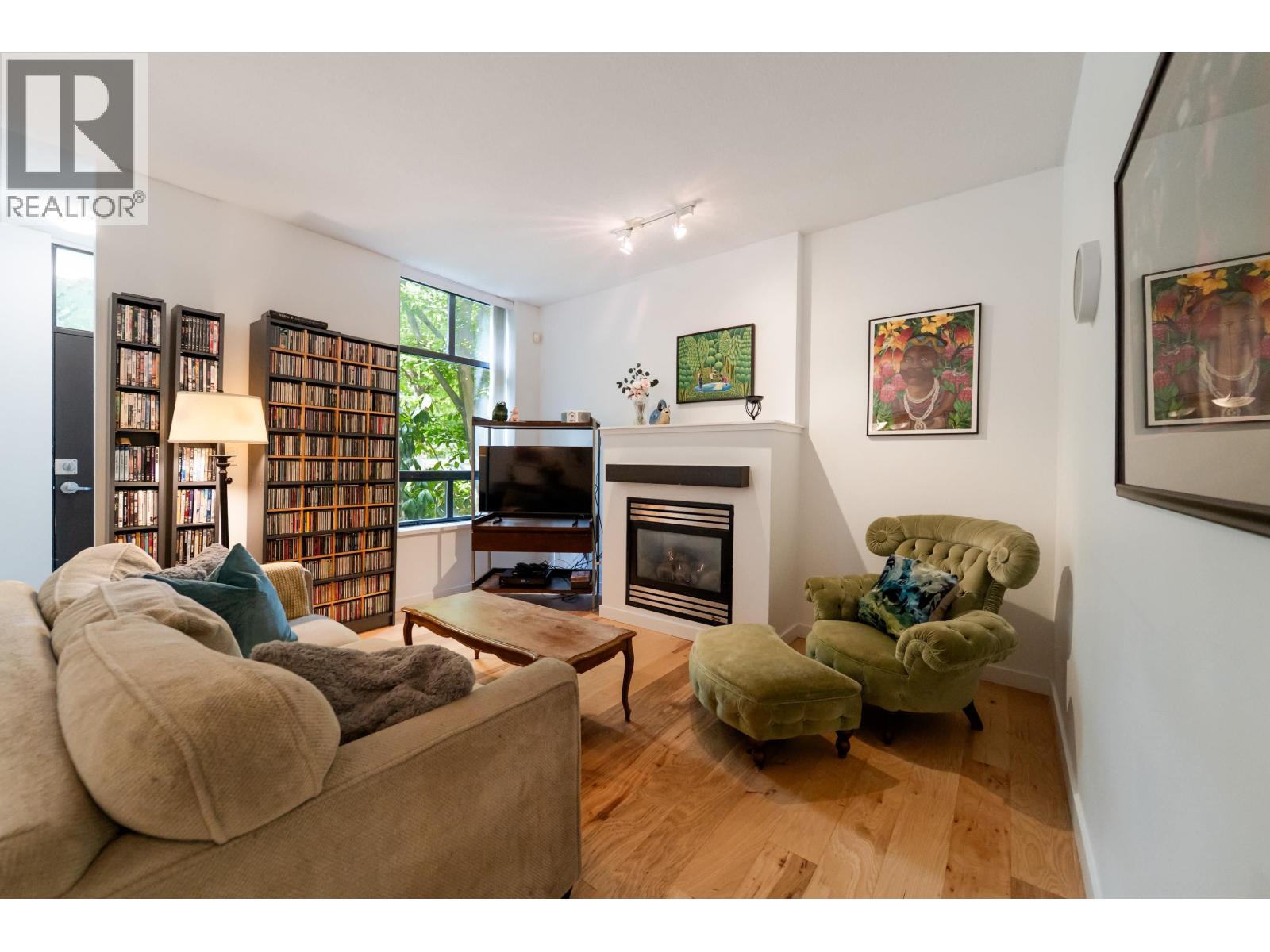 8 4333 Central Boulevard, Burnaby, British Columbia  V5H 4W8 - Photo 5 - R3162433