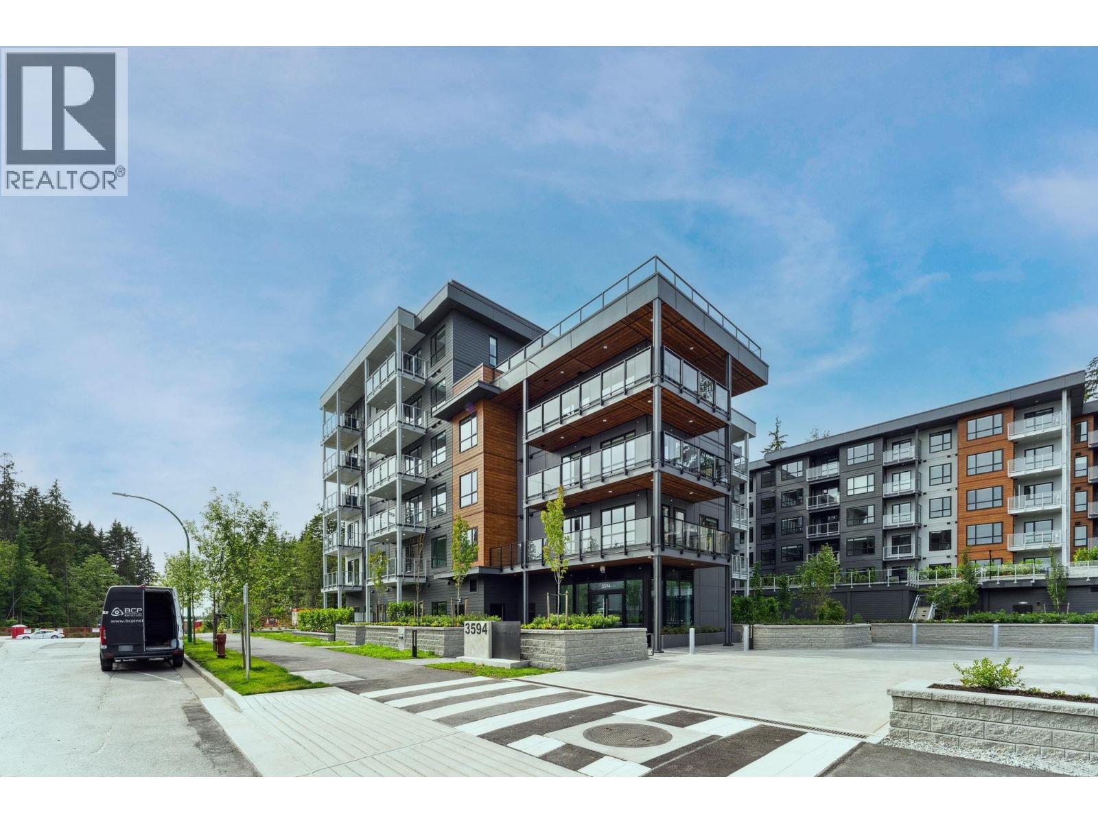 209 3594 Malsum Drive, North Vancouver, British Columbia  V7G 0B4 - Photo 1 - R3162464