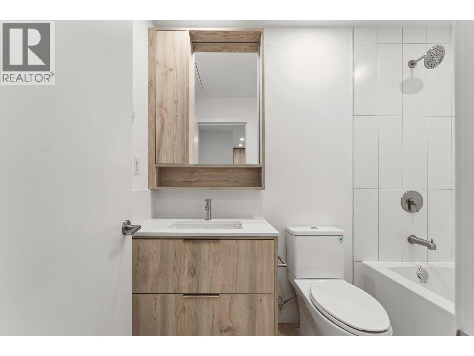 209 3594 Malsum Drive, North Vancouver, British Columbia  V7G 0B4 - Photo 22 - R3162464