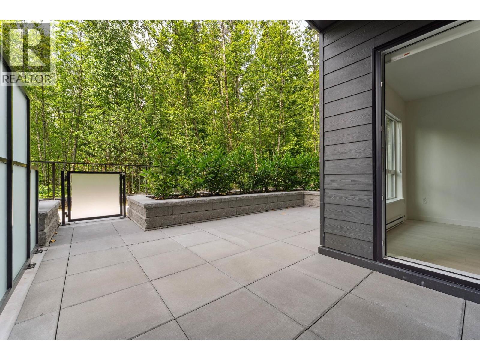 209 3594 Malsum Drive, North Vancouver, British Columbia  V7G 0B4 - Photo 4 - R3162464