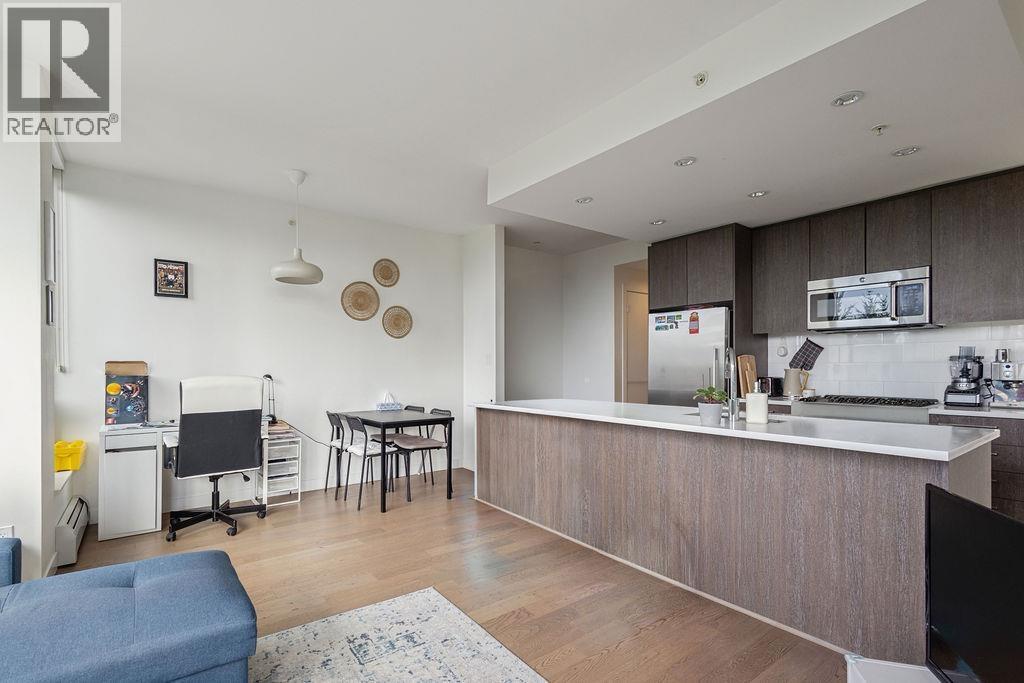 702 9060 University Crescent, Burnaby, British Columbia  V5A 0E1 - Photo 1 - R3162475