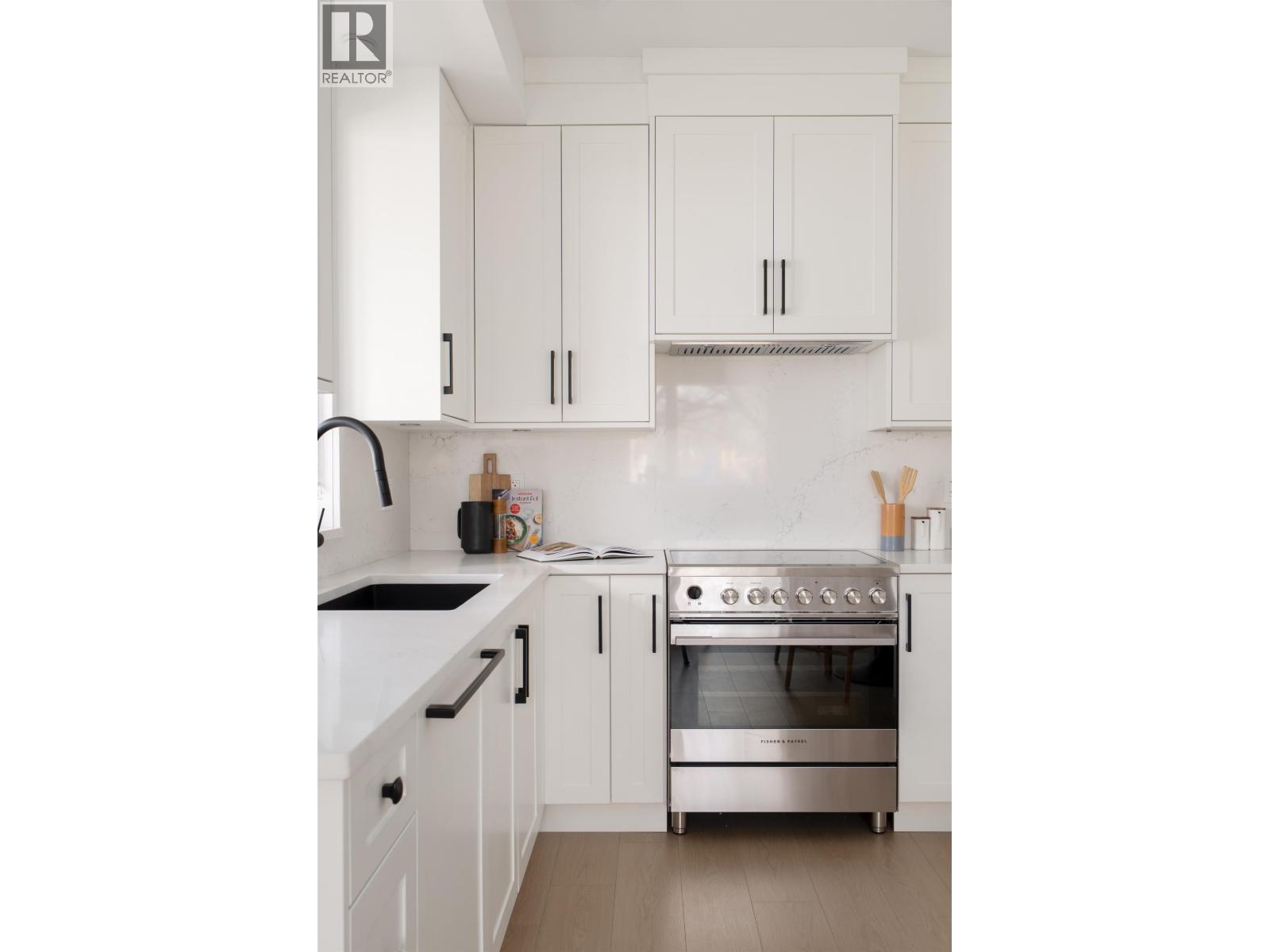 2612 Horley Street, Vancouver, British Columbia  V5R 3L6 - Photo 10 - R3162477