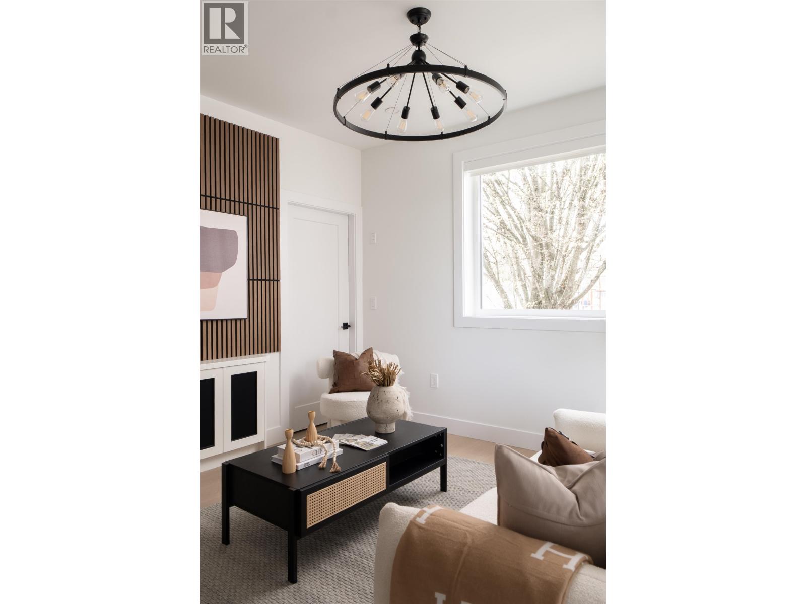 2612 Horley Street, Vancouver, British Columbia  V5R 3L6 - Photo 5 - R3162477