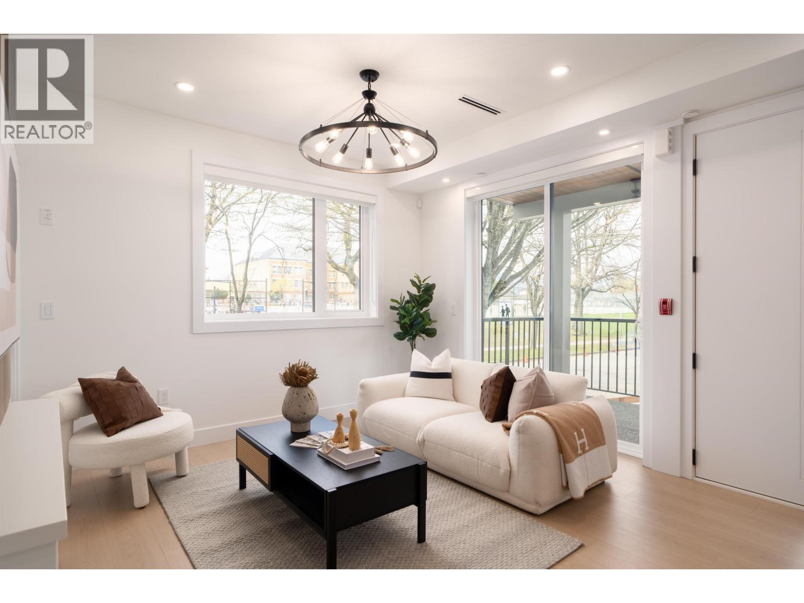 2612 Horley Street, Vancouver, British Columbia  V5R 3L6 - Photo 7 - R3162477