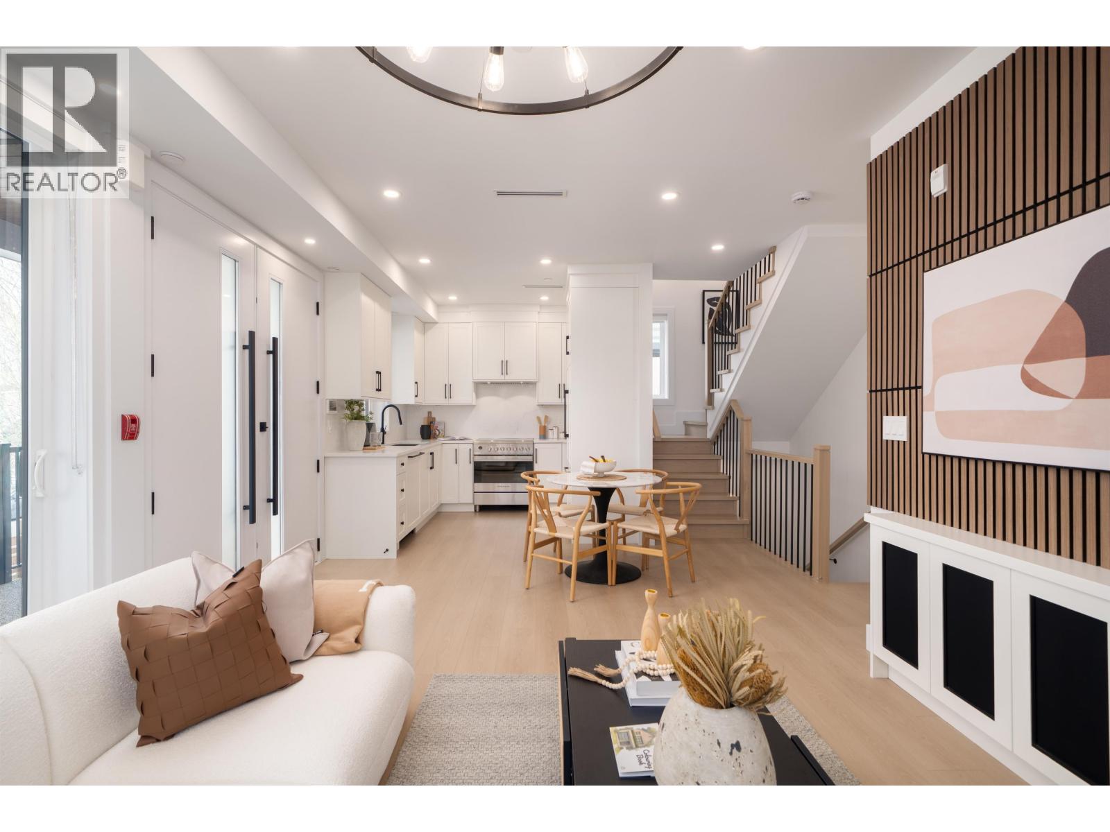 2612 Horley Street, Vancouver, British Columbia  V5R 3L6 - Photo 8 - R3162477