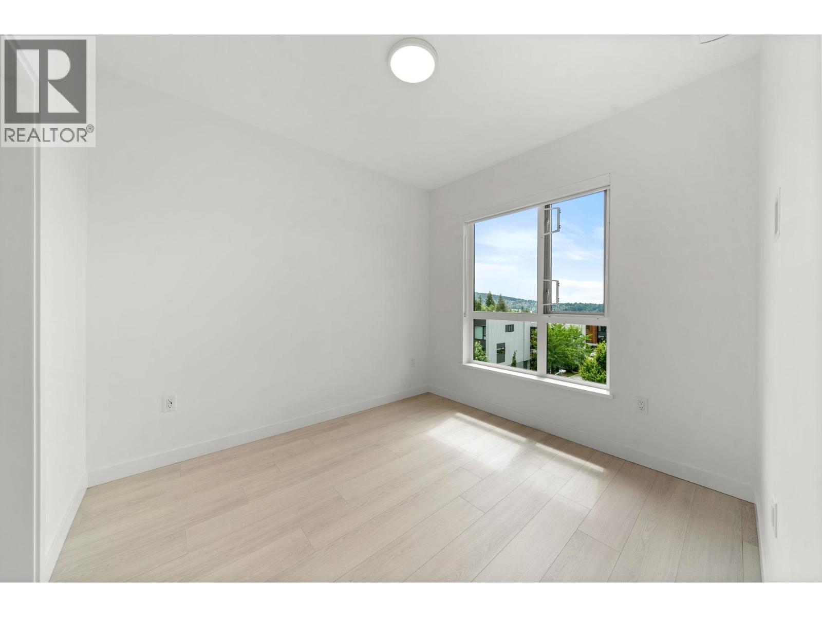 404 3594 Malsum Drive, North Vancouver, British Columbia  V7G 0B4 - Photo 11 - R3162485