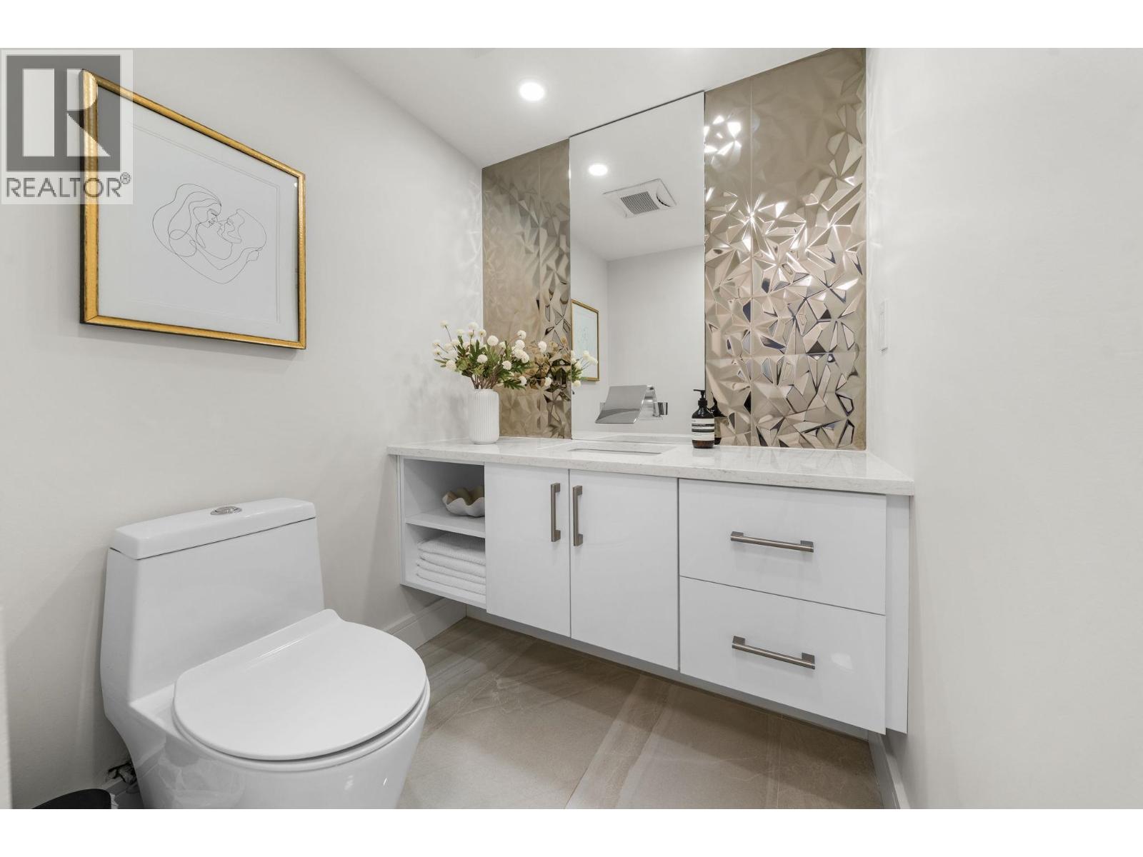 1704 1245 Quayside Drive, New Westminster, British Columbia  V3M 6J6 - Photo 23 - R3162486