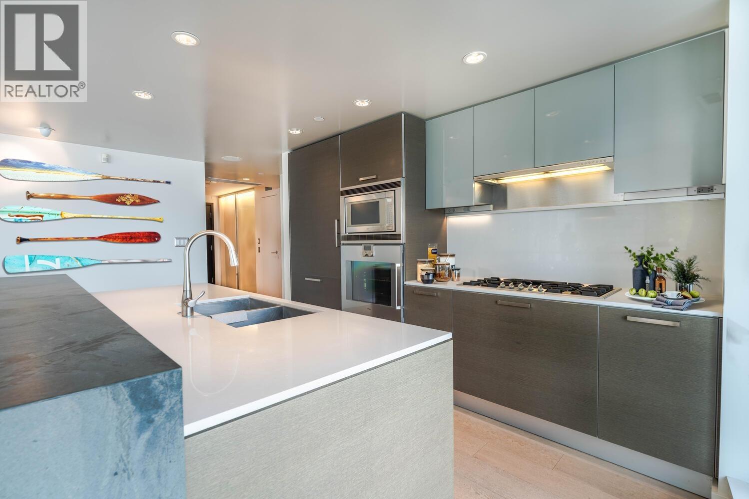 702 1499 W Pender Street, Vancouver, British Columbia  V6G 0A7 - Photo 6 - R3162508