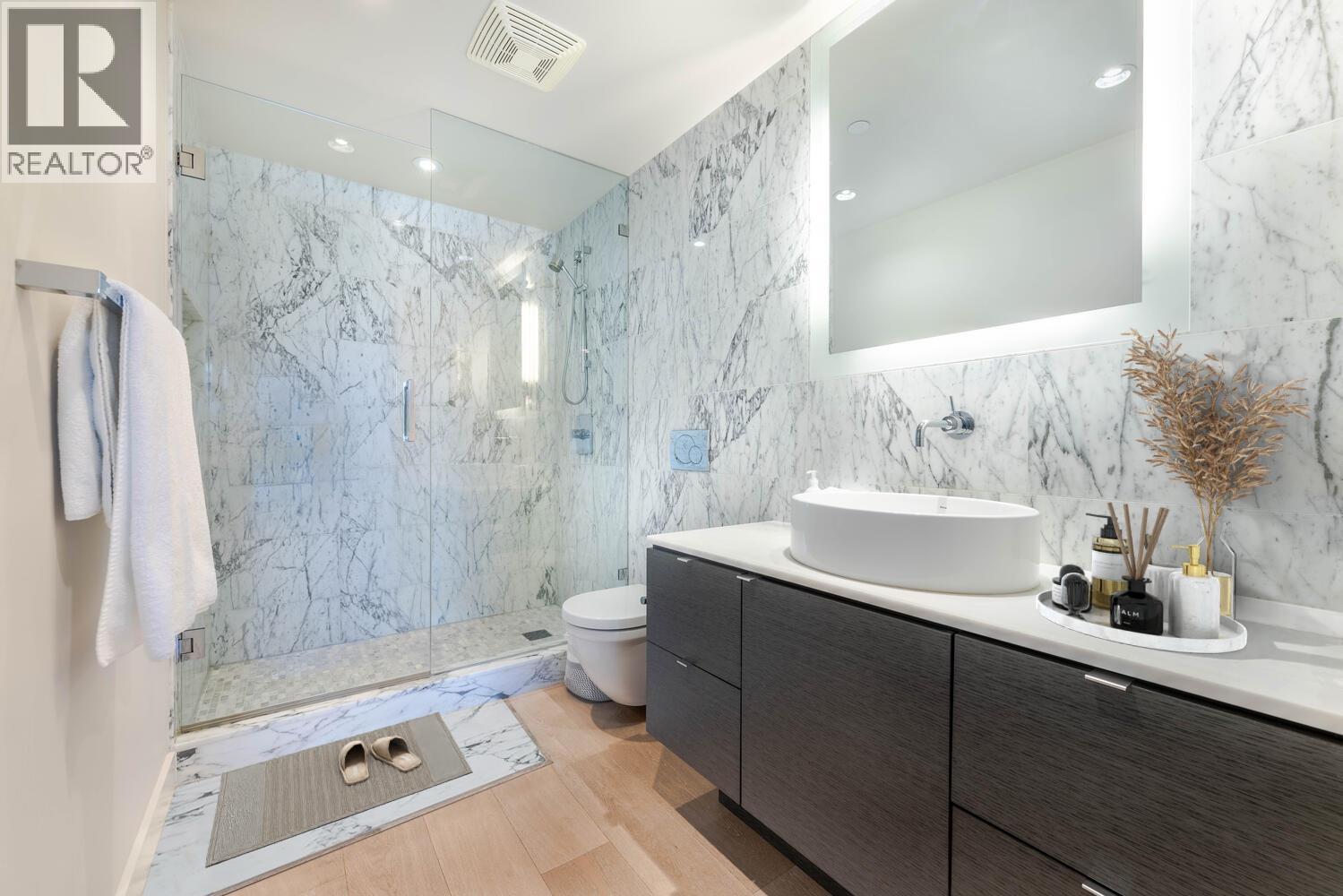 702 1499 W Pender Street, Vancouver, British Columbia  V6G 0A7 - Photo 9 - R3162508