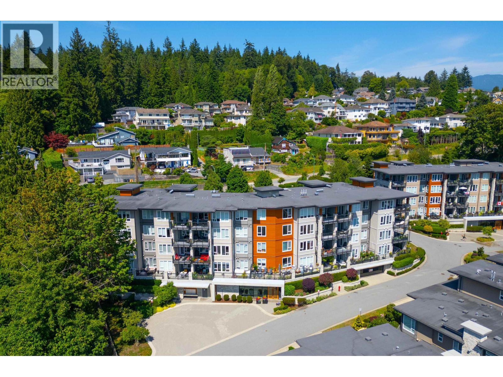 305 3873 Cates Landing Way, North Vancouver, British Columbia  V7G 0A6 - Photo 2 - R3162533