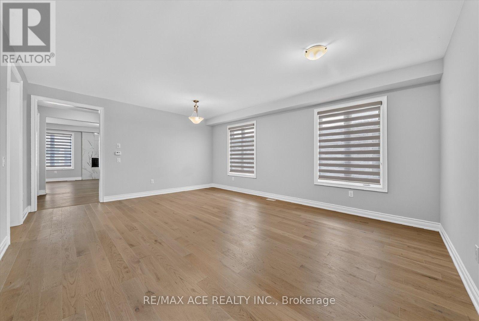 10 Hitching Post Road, Georgina, Ontario  L4P 2E7 - Photo 10 - N13756608