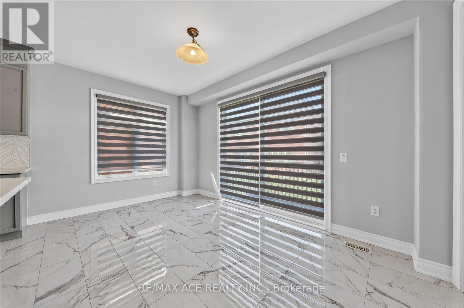 10 Hitching Post Road, Georgina, Ontario  L4P 2E7 - Photo 14 - N13756608