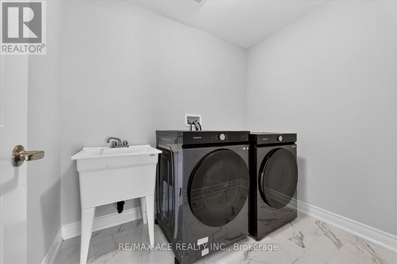 10 Hitching Post Road, Georgina, Ontario  L4P 2E7 - Photo 27 - N13756608