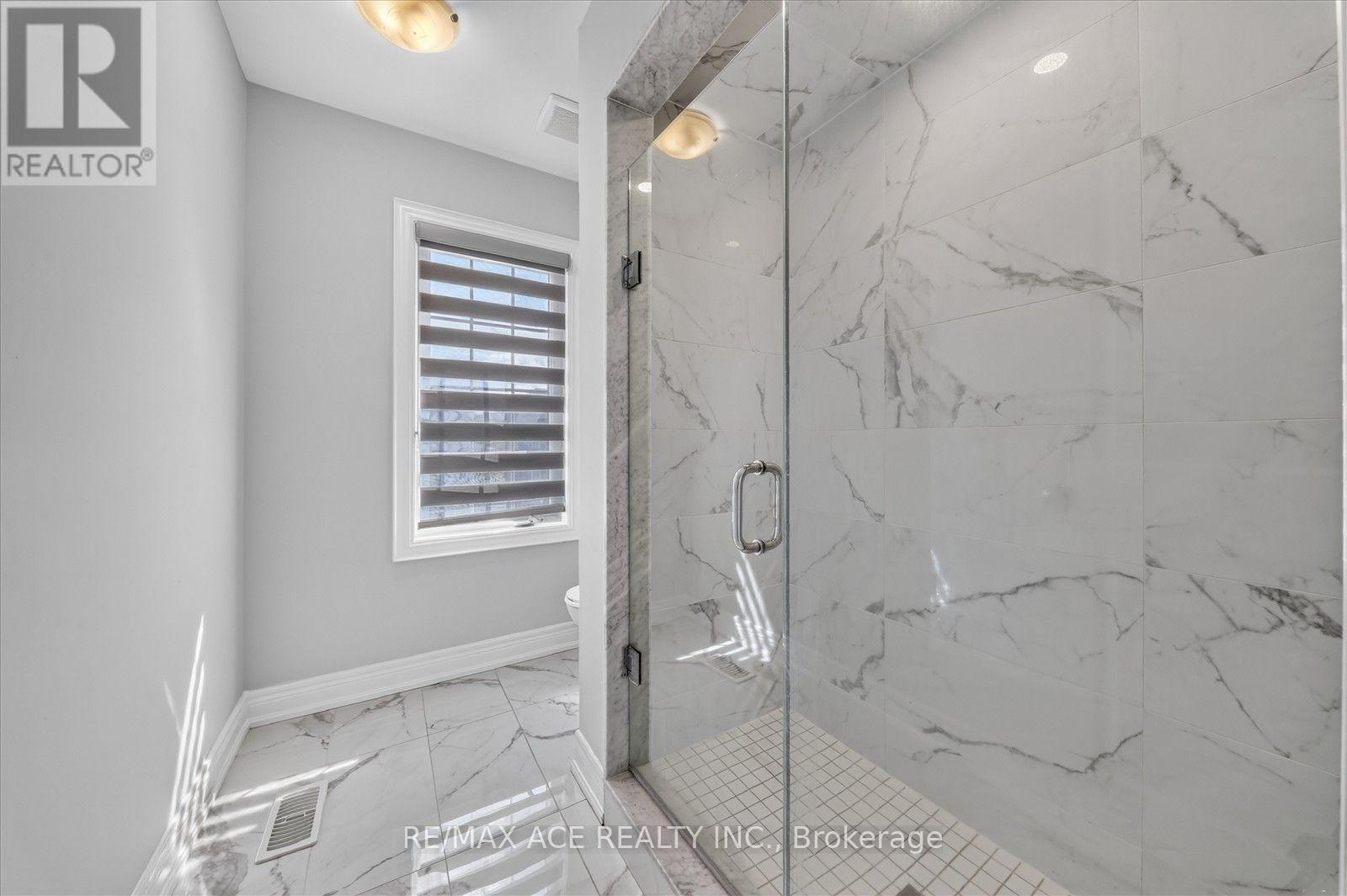 10 Hitching Post Road, Georgina, Ontario  L4P 2E7 - Photo 31 - N13756608