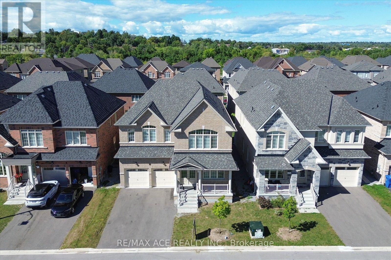 10 Hitching Post Road, Georgina, Ontario  L4P 2E7 - Photo 4 - N13756608